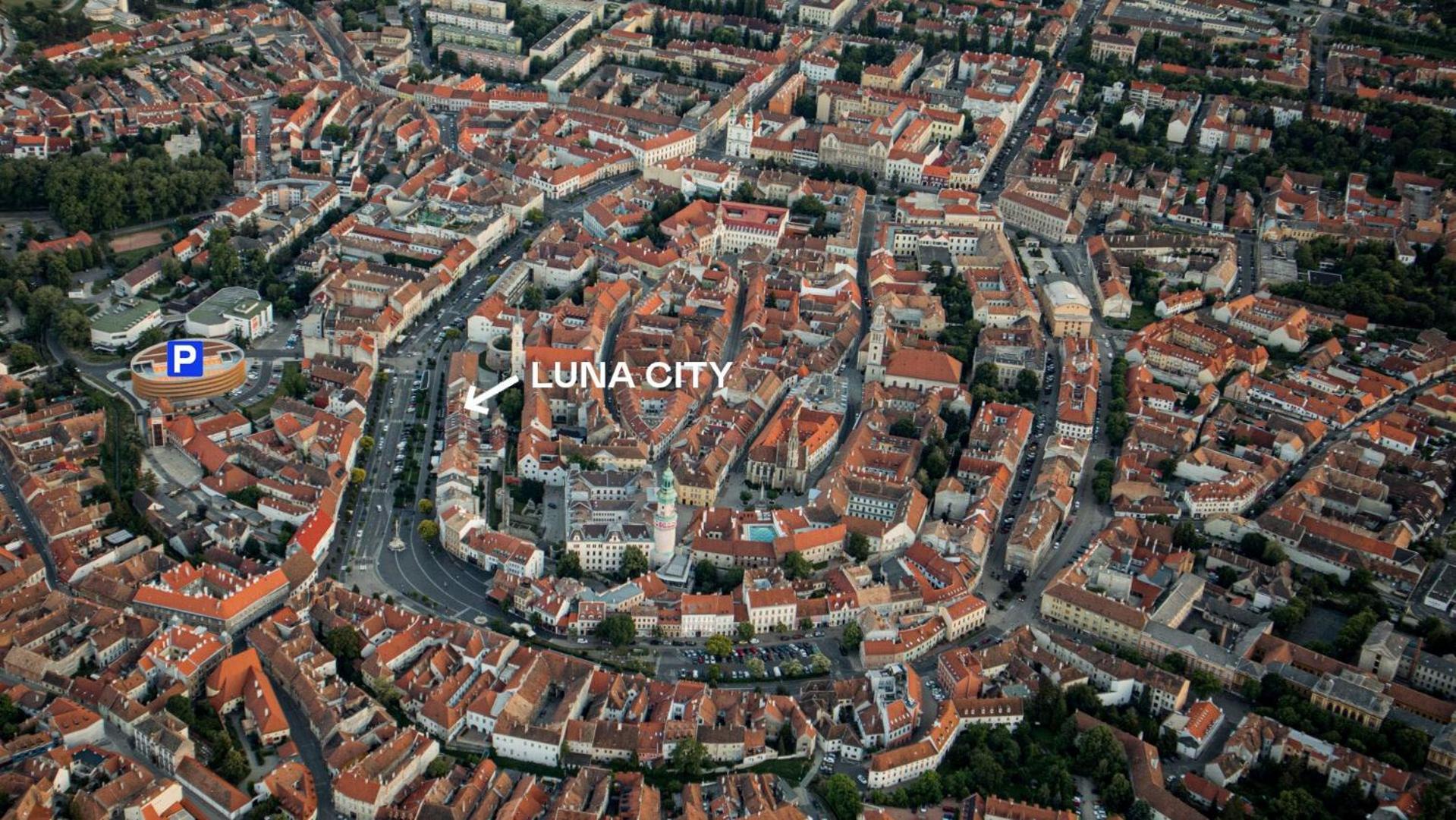 Апартаменты Luna City Apartman Шопрон Экстерьер фото