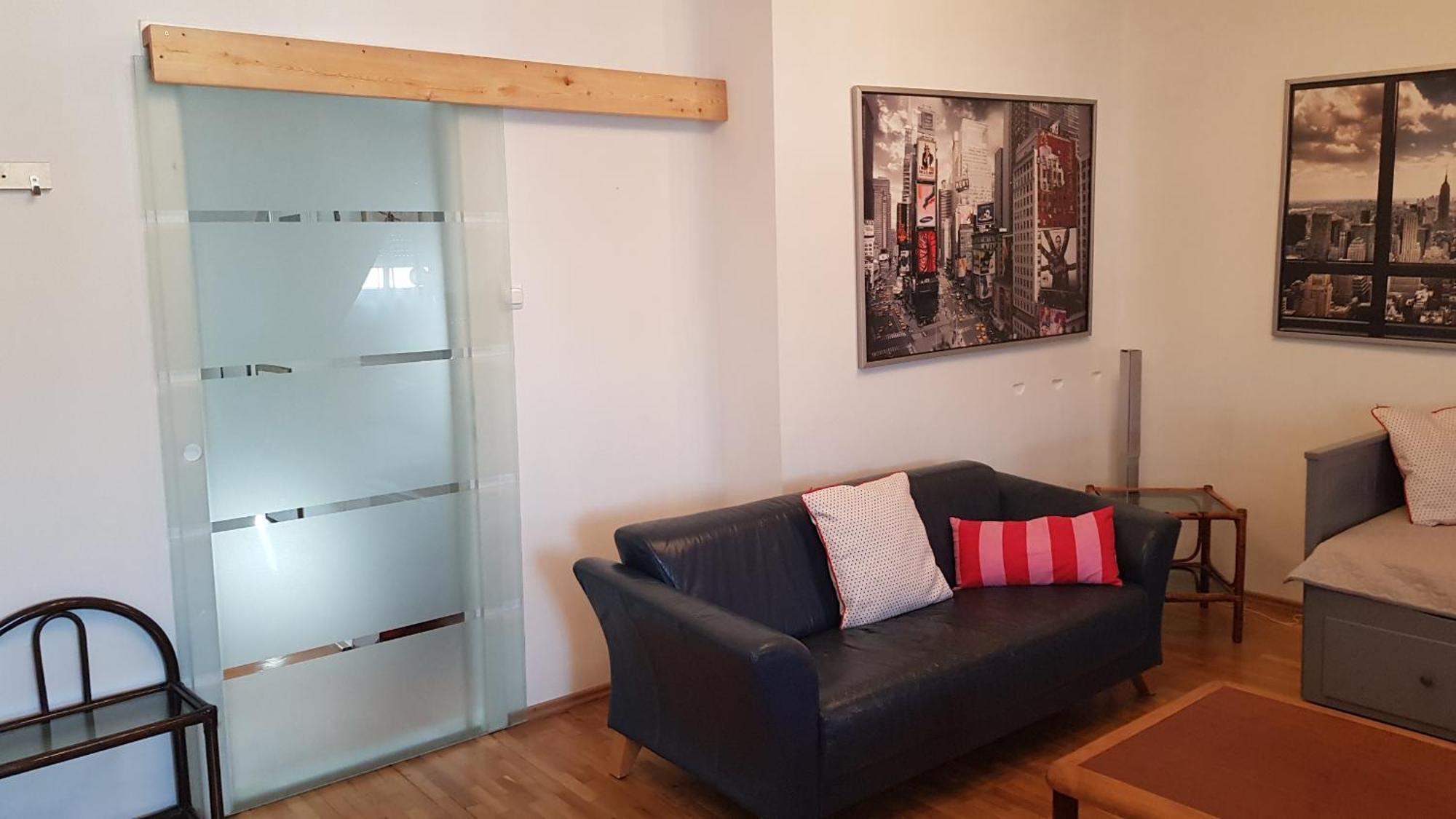 Апартаменты Luna City Apartman Шопрон Экстерьер фото